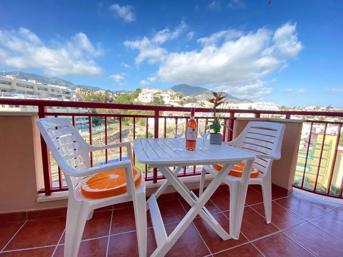 Fuengirola Holiday Apartment W/Balcony View & Pool location